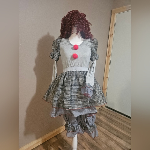 Clown/womens IT Haloween Costume - Picture 1 of 1
